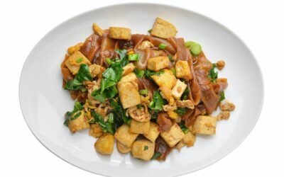 Tofu sauté au gingembre et aux légumes : une recette végétalienne pleine de saveurs